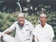 20世紀(jì)90年代，嚴(yán)中平、李文治先生
